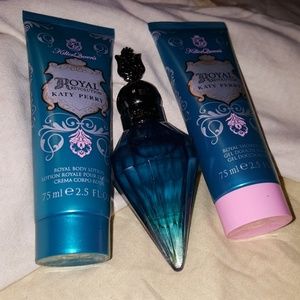 Katy Perry Royal Revolution set