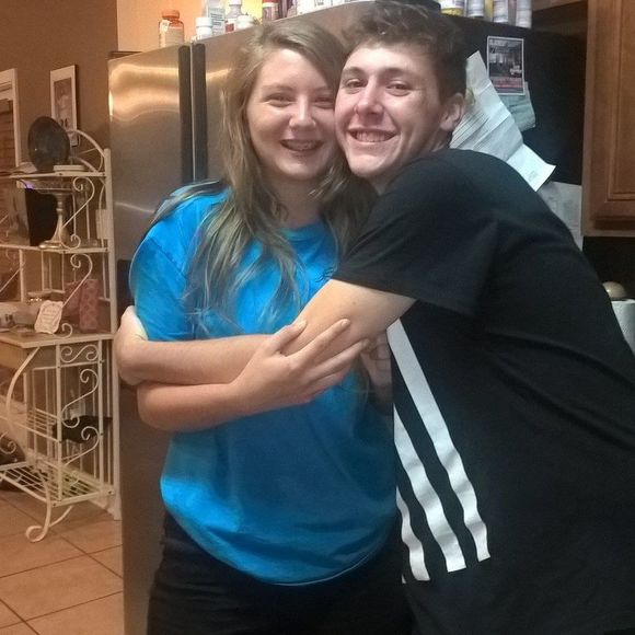 Meet your Posher, Alexus - Picture 1 of 1