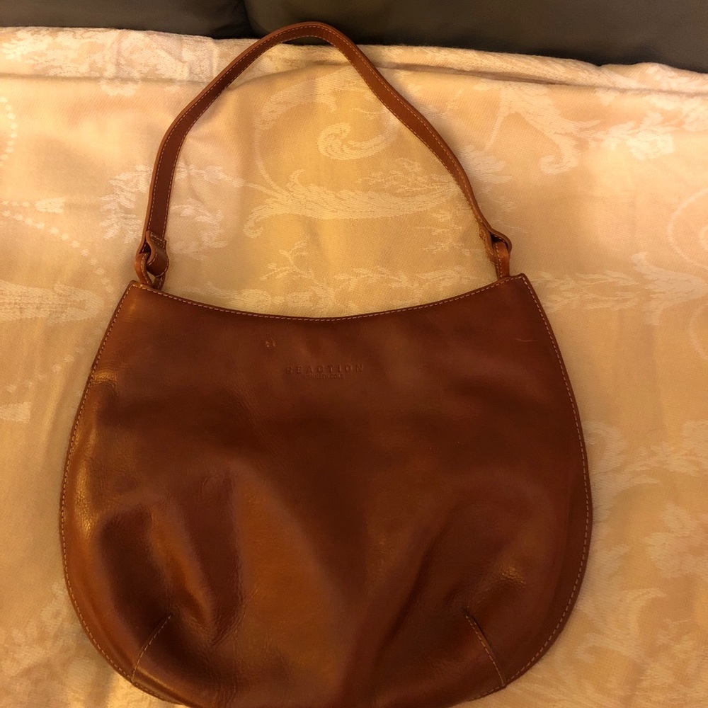 Kenneth Cole Reaction leather purse