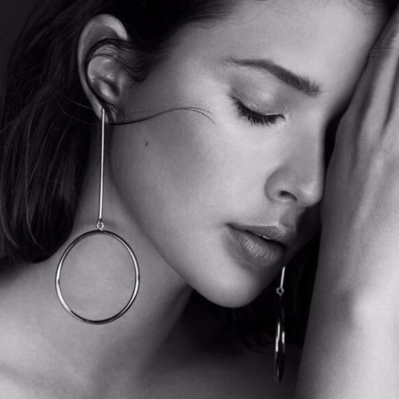 Earrings Bar Circle Dangle Silver - Picture 4 of 4