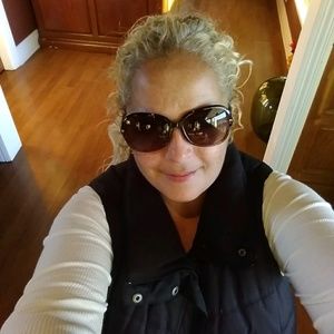 Meet your Posher, Arelis