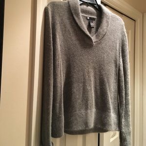 Carole Little gray V neck nylon and angora sweater