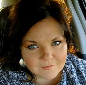 Meet your Posher, Becky