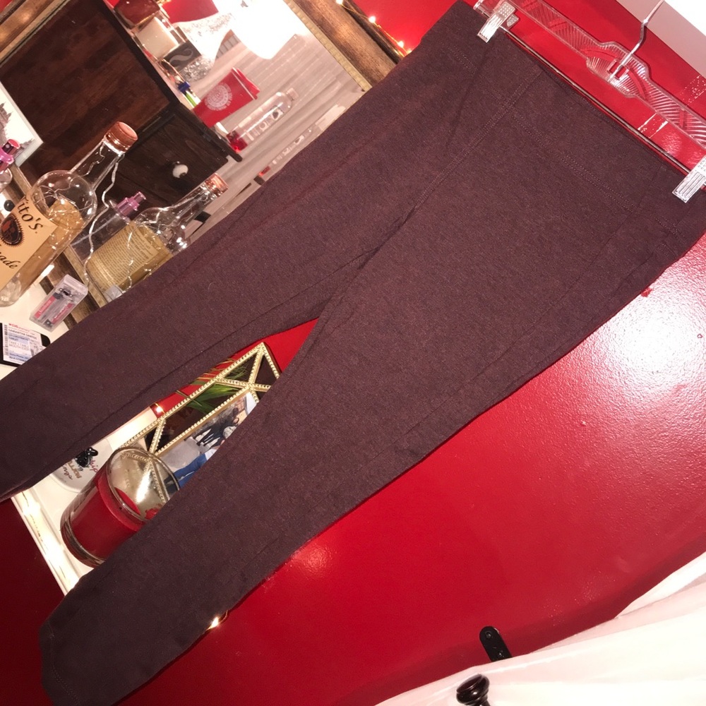 SOLD Loft: Maroon Leggings