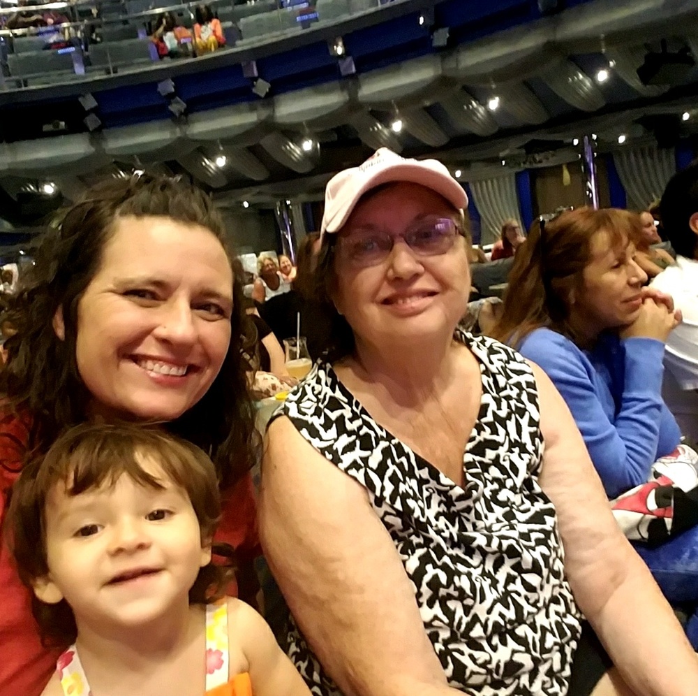 Meet your Posher, Jennifer