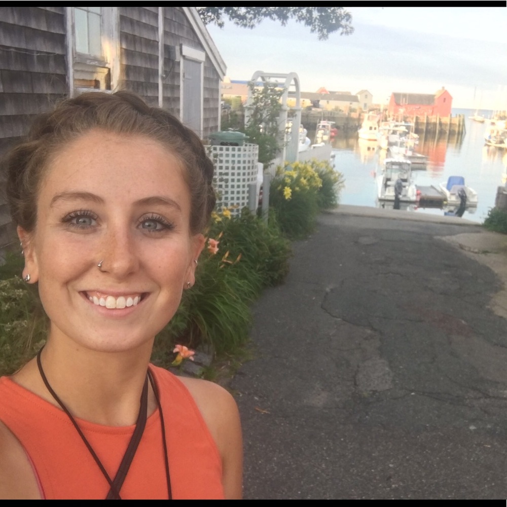 Meet your Posher, Molly