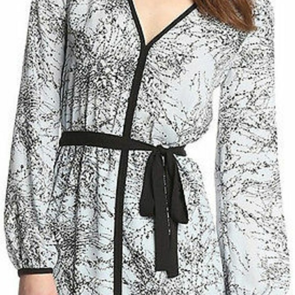 BCBGMAXAZRIA "AZRA" Dress size XXS - Picture 7 of 7