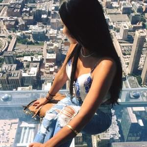 Meet your Posher, Anna