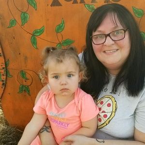 Meet your Posher, Tina