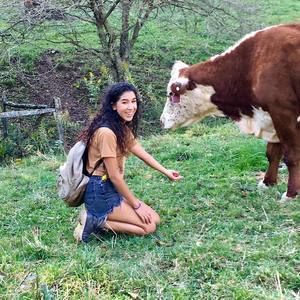 Meet your Posher, Valentina
