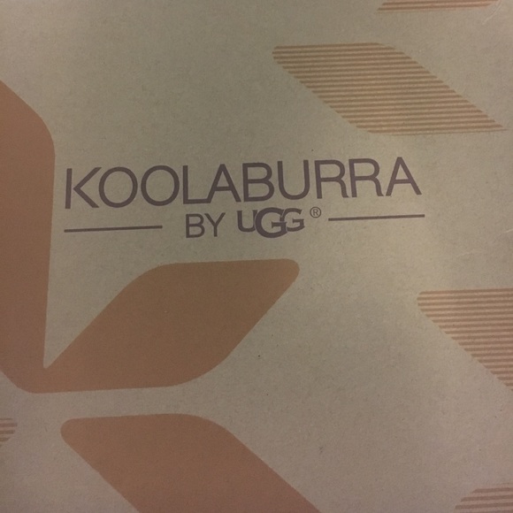 ⬇️⬇️⬇️Koolaburra by UGG Boots 👢 - Picture 2 of 5