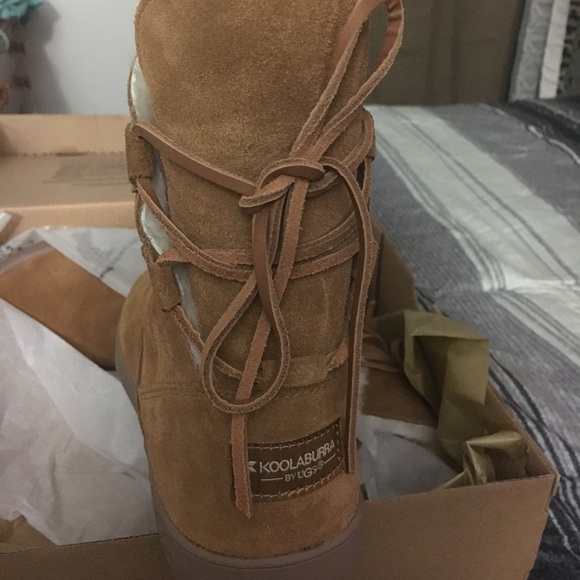 ⬇️⬇️⬇️Koolaburra by UGG Boots 👢 - Picture 4 of 5