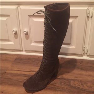 Born Chocolate Brown Suede Lace up Boot