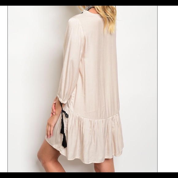 Embroidered Boho Tassel Tunic Dress - Picture 3 of 3
