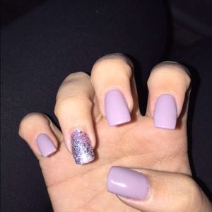 Meet your Posher, Alicia