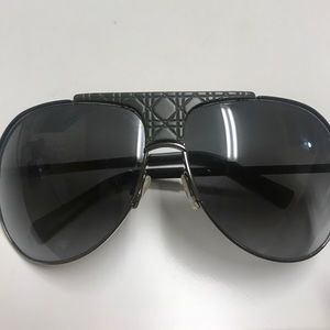 CHRISTIAN DIOR- very stylish aviator sunglasses