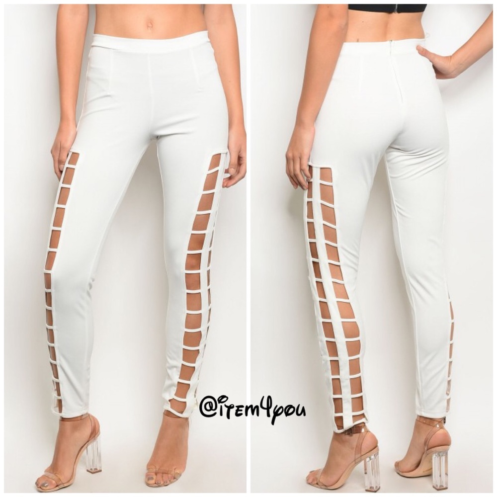 💋SASSY💋‼️Ivory cut out - Legging - Picture 1 of 5