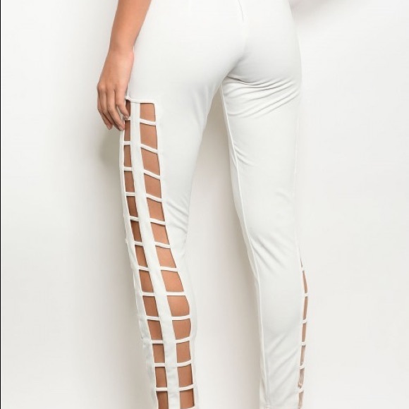 💋SASSY💋‼️Ivory cut out - Legging - Picture 4 of 5