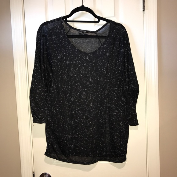 Obey flowy top - Picture 2 of 4