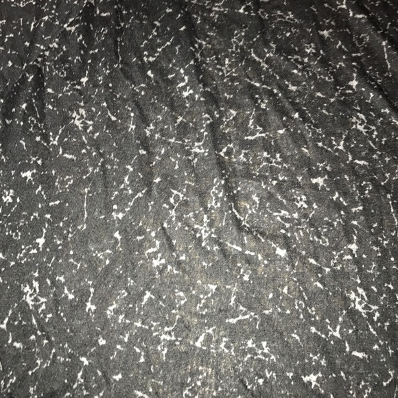 Obey flowy top - Picture 4 of 4