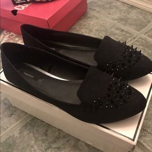 Forever 21 studded pointy flats