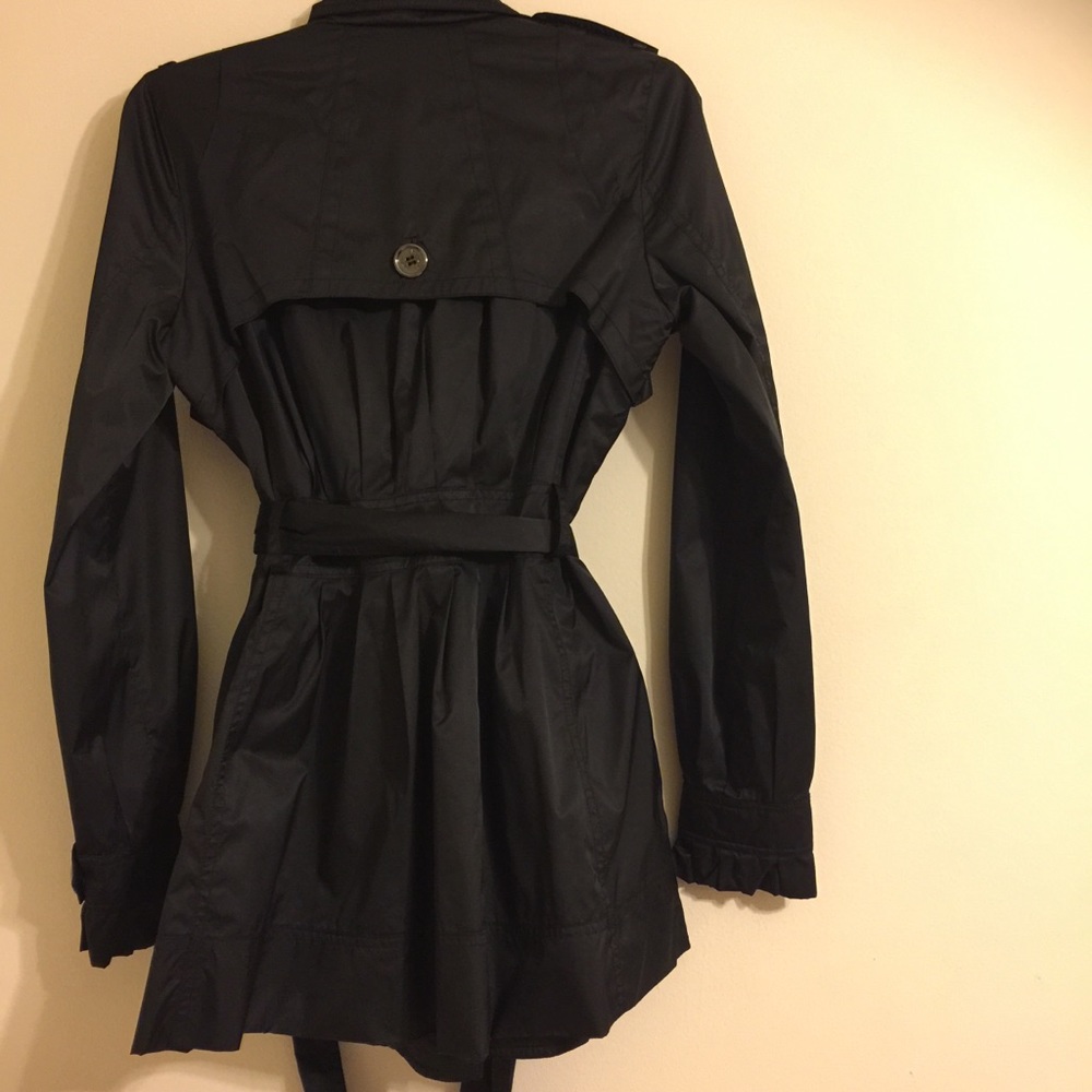 Cute jacket! - Picture 2 of 4