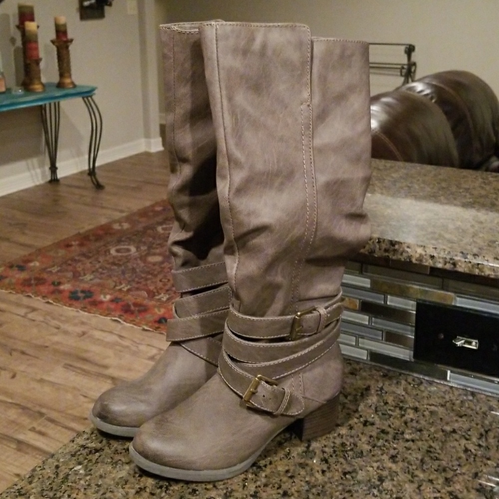 Tall brownish grey boots