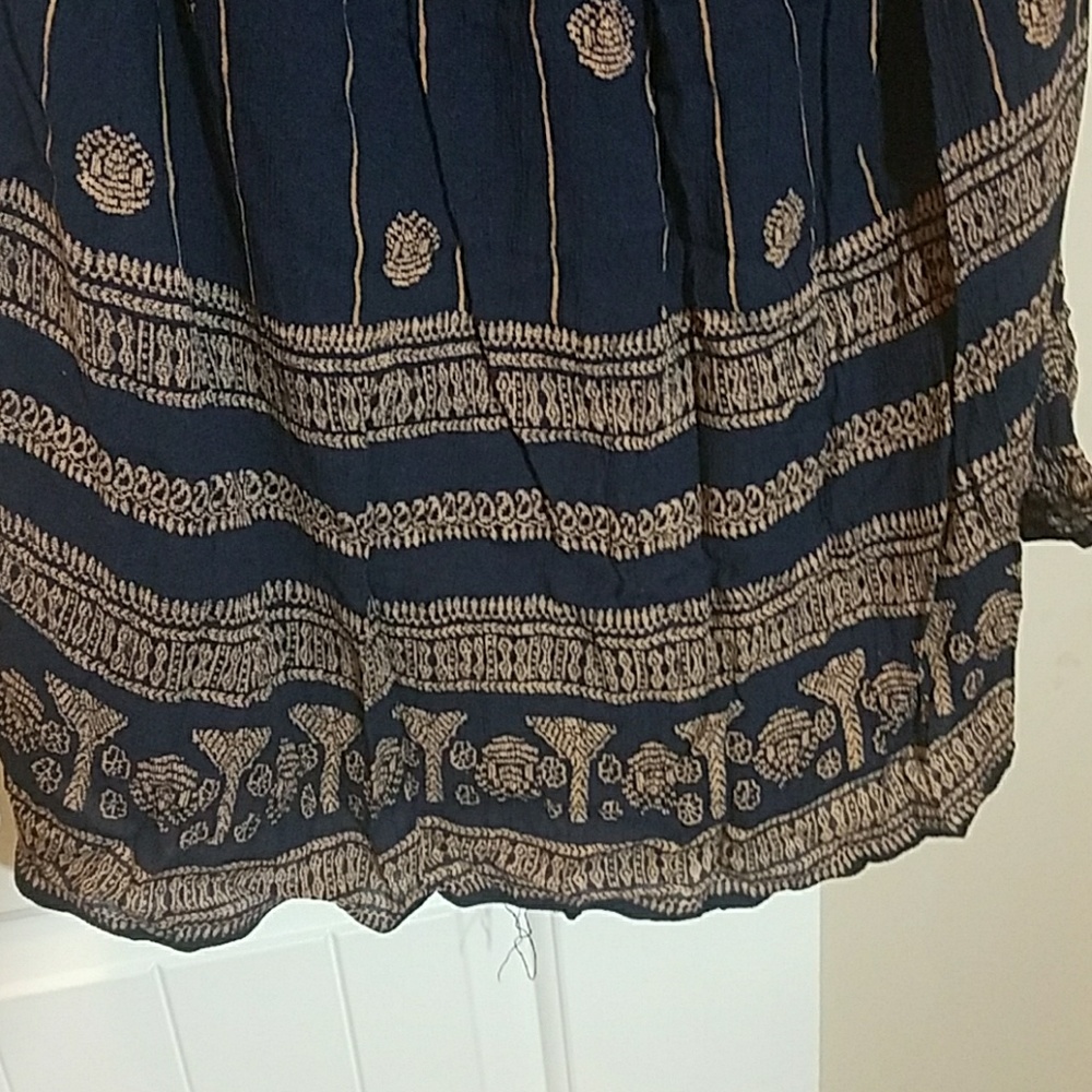 Skirt - Picture 2 of 4