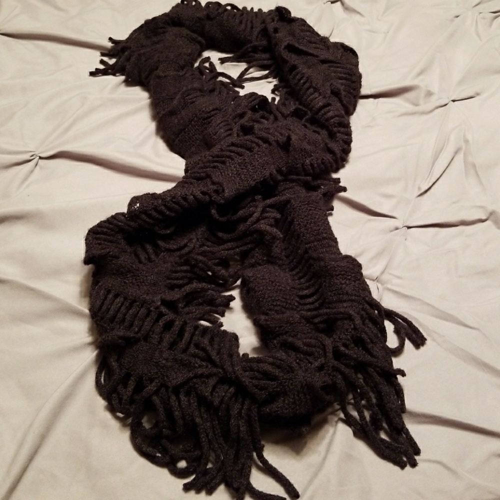 Infinity scarf