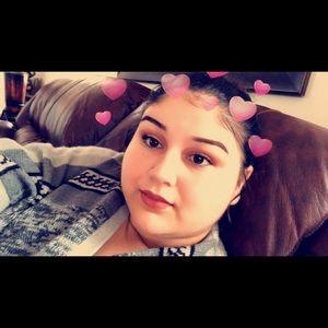 Meet your Posher, Candace