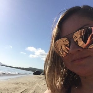 Meet your Posher, Leeanne