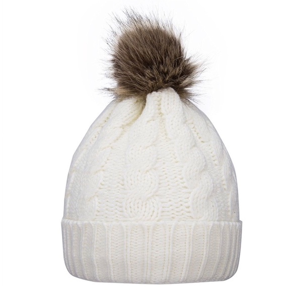 ‘Nora’ White Cable Knit Pom Pom Hat - Picture 2 of 4