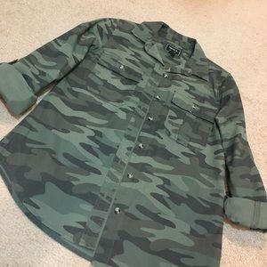 Forever 21 Camo Button-up
