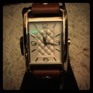 Women’s Eddie Bauer watch