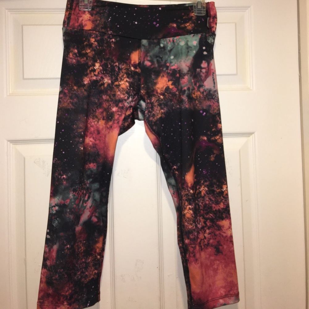 Kos USA Galaxy Print Yoga Capri Pants