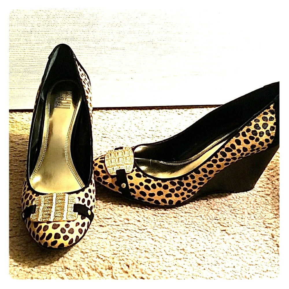 Leopard print wedges