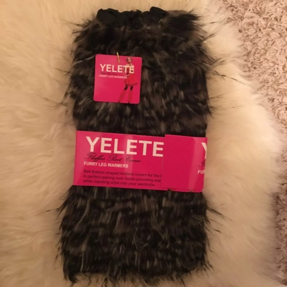 Furry leg warmers Yelete