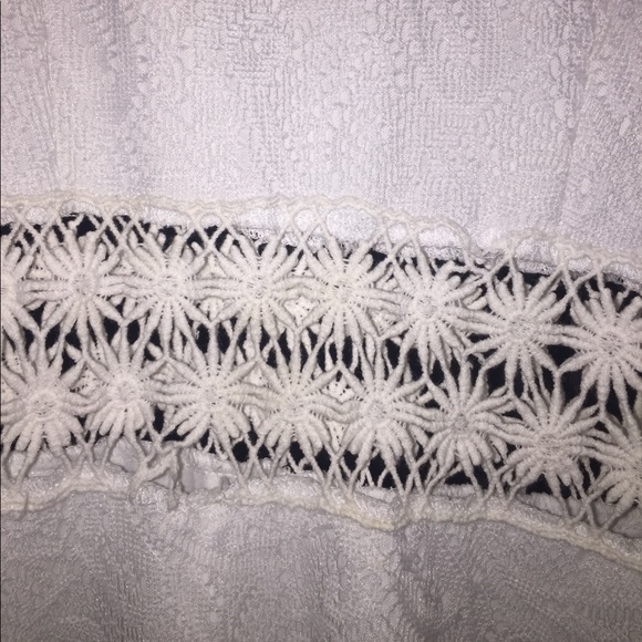 WHITE LACE DRESS - Picture 7 of 7