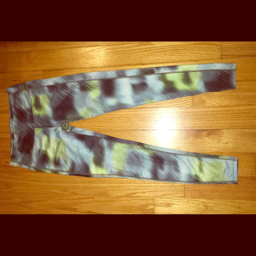 Athleta Size Small
