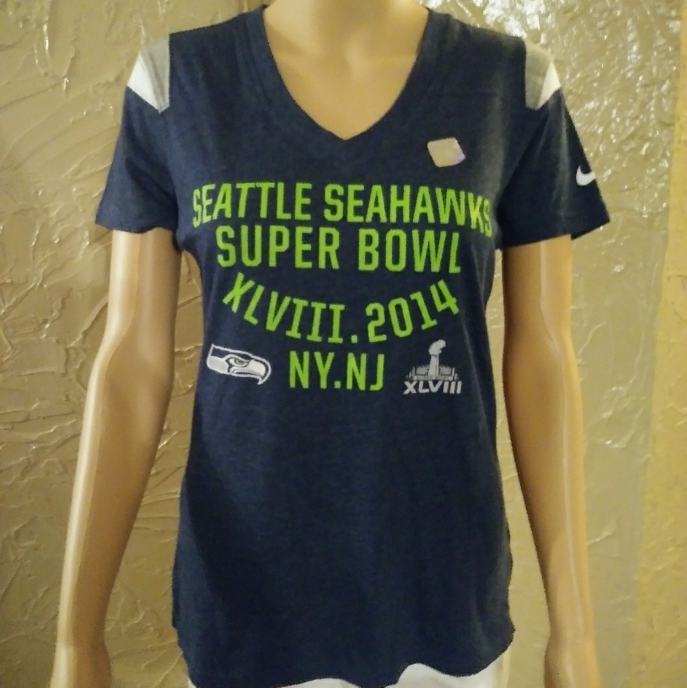 New Women's t-shirt