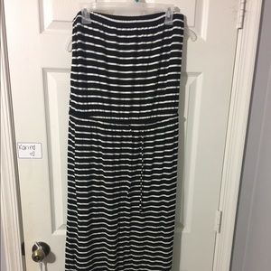 black and white striped maxi dress (stretchy)