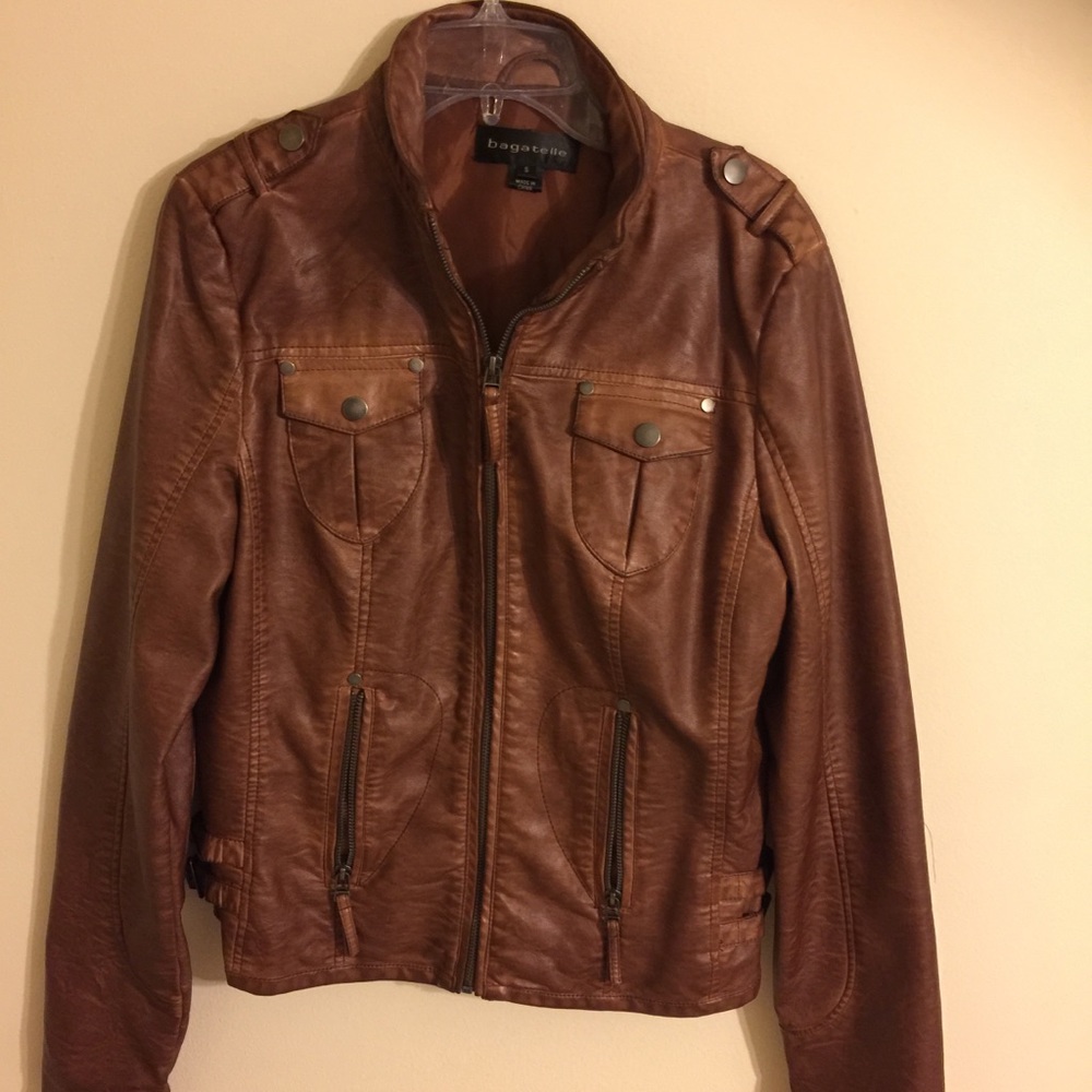 Cute jacket!! - Picture 2 of 3