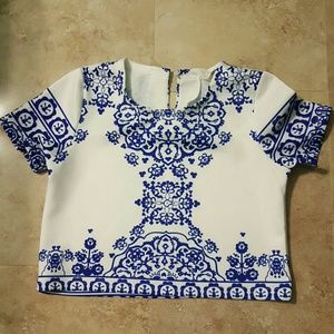 Cute print crop top