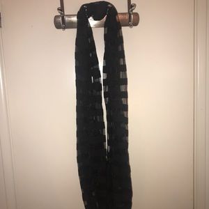 Black infinity scarf