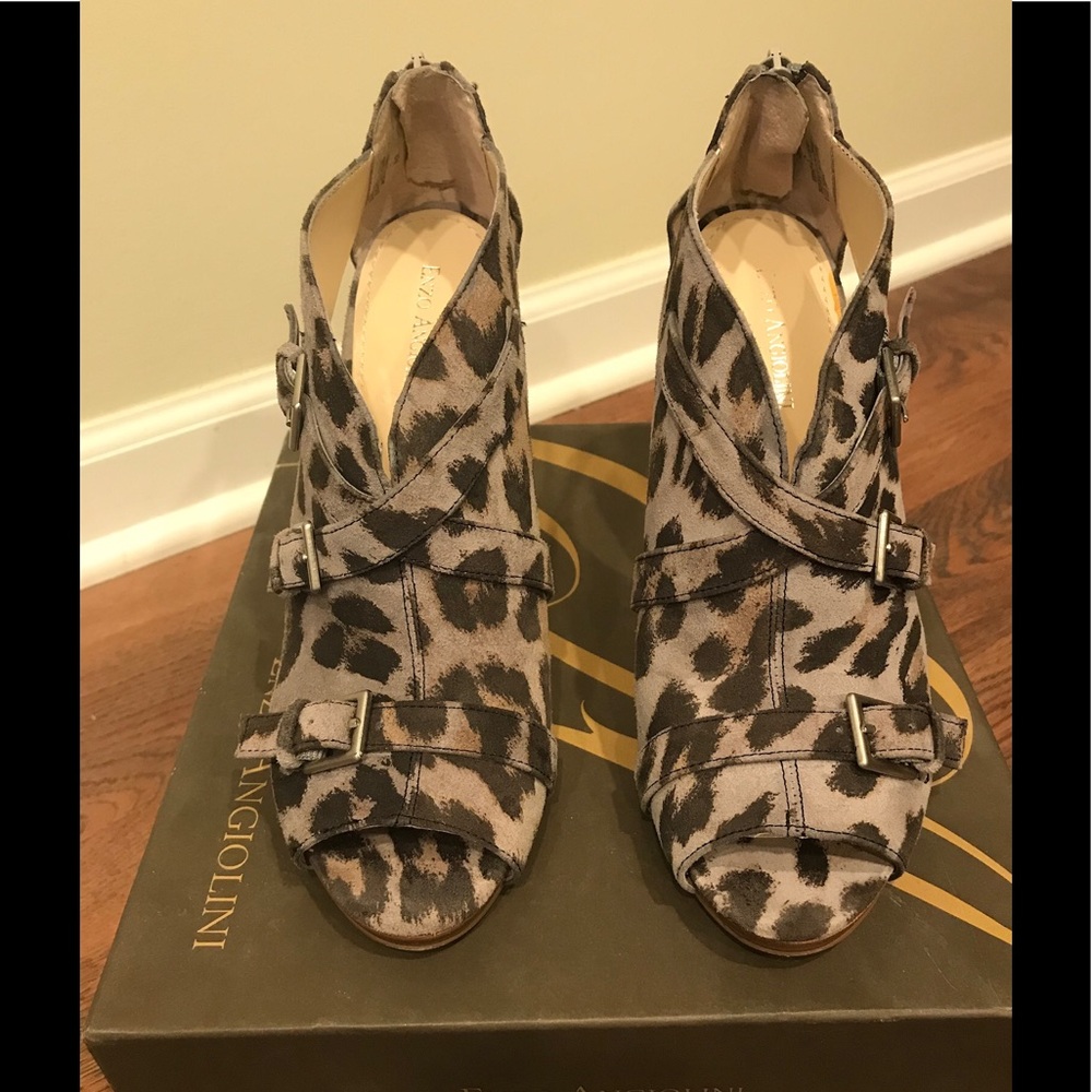 Enzo Angiolini Grey & Black Leopard Print Heels
