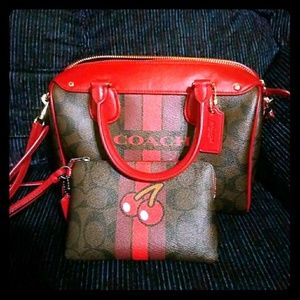 coach crossbody and wristlet set