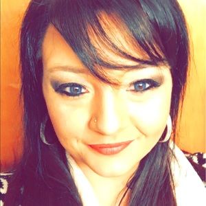 Meet your Posher, Savannah