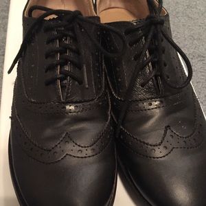 STEVE MADDEN Black Oxfords