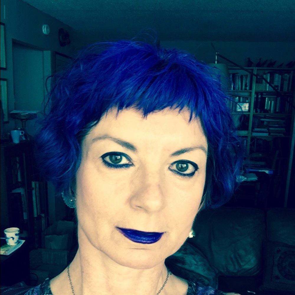 Meet your Posher, Val