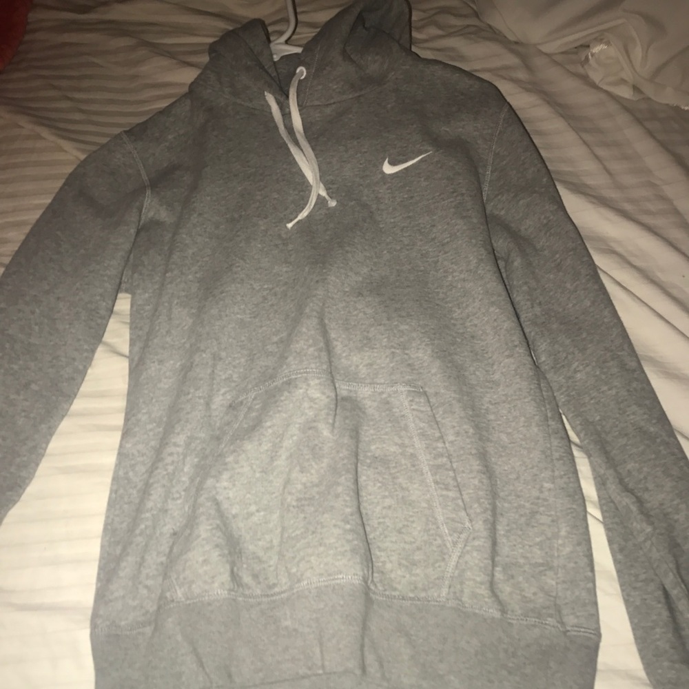Nike sweatshirt
